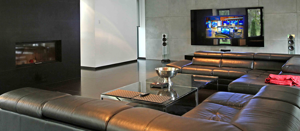 header space home media room